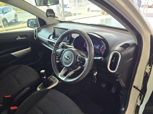 2021-Kia-Picanto-10-Street image:7