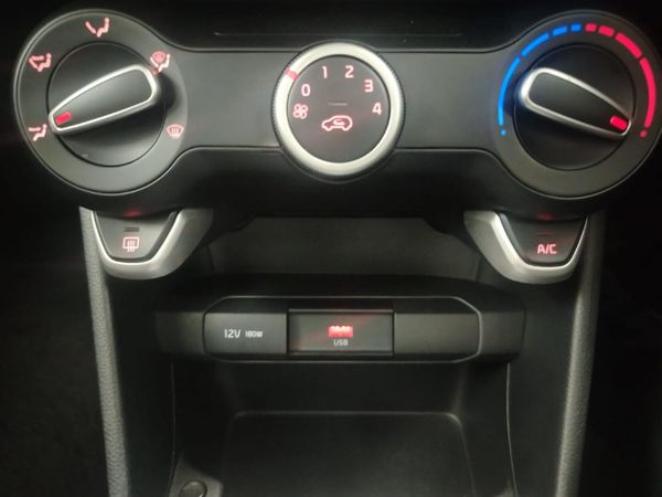 2022-Kia-Picanto-10-Street image:19