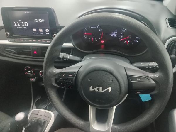 2022-Kia-Picanto-10-Street image:7
