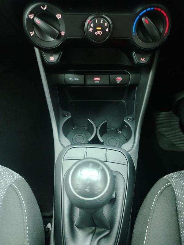 2026-Kia-Picanto-10-LS image:21