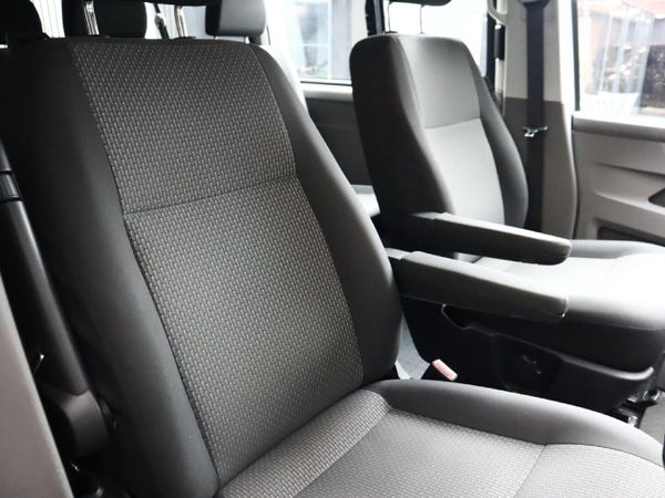 2024-Volkswagen-Kombi-T61-20-TDI-110kW-Auto-Trendline image:13