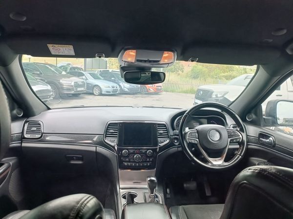 2022-Jeep-Grand-Cherokee-36-Trailhawk image:13
