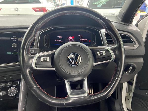 2021-Volkswagen-T-Roc-20-TSI-4Motion-R-Line-Auto image:7