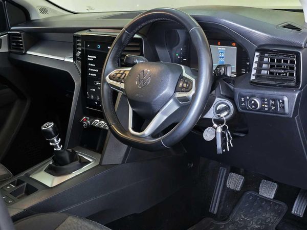 2023-Volkswagen-Amarok-20-TDI-125kW-Life-Double-Cab image:21