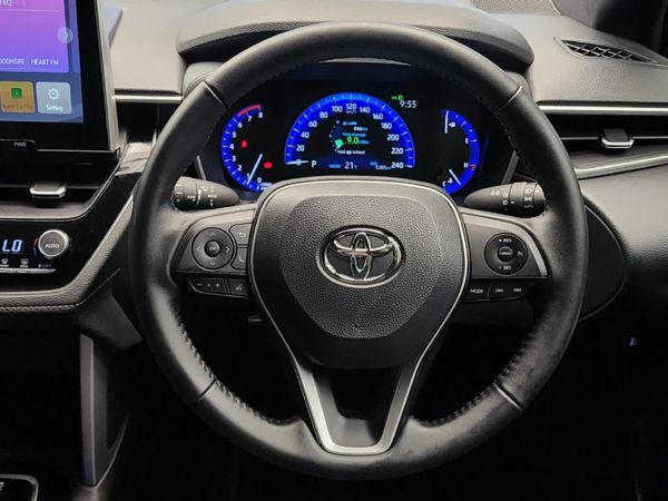 2026-Toyota-Corolla-Cross-18-XS-Hybrid image:7
