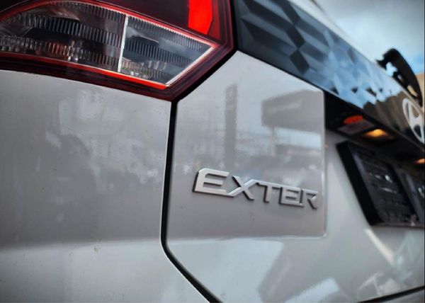 2025-Hyundai-Exter-12-Premium-Auto image:1