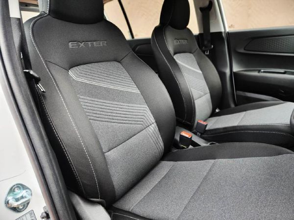 2025-Hyundai-Exter-12-Premium-Auto image:8