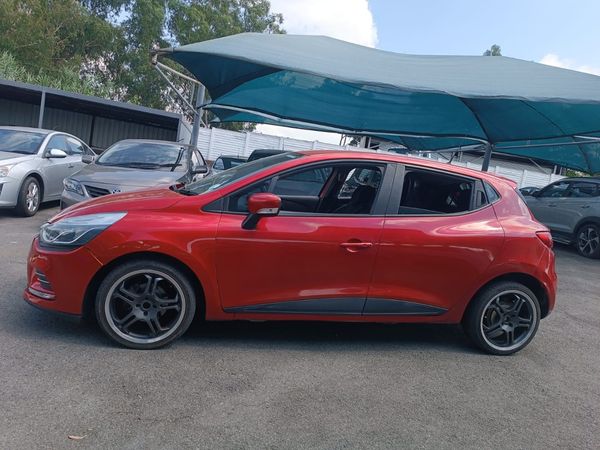 2019-Renault-Clio-IV-900T-Authentique-5-dr-66kW image:2