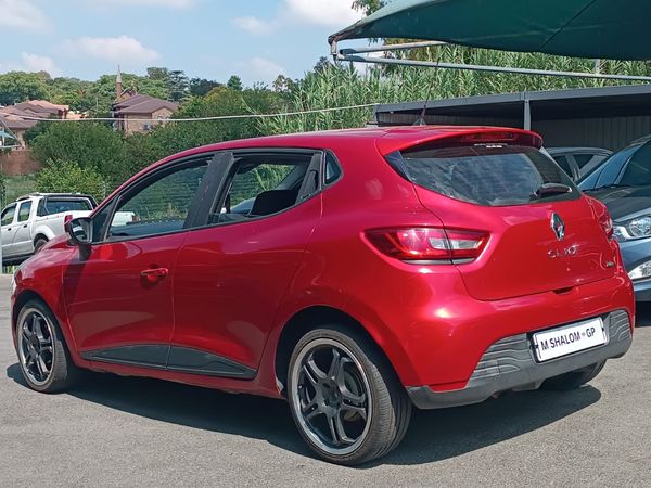 2019-Renault-Clio-IV-900T-Authentique-5-dr-66kW image:5