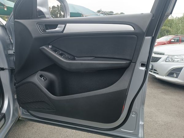 2015-Audi-Q5-20-TDI-quattro-S-Auto image:10