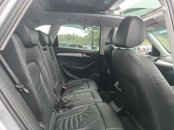2015-Audi-Q5-20-TDI-quattro-S-Auto image:11