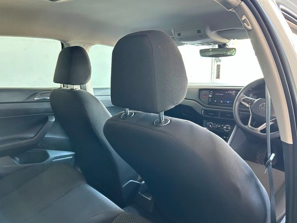 2021-Volkswagen-Polo-10-TSI-Life image:11