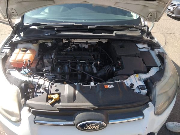 2013-Ford-Focus-14 image:17