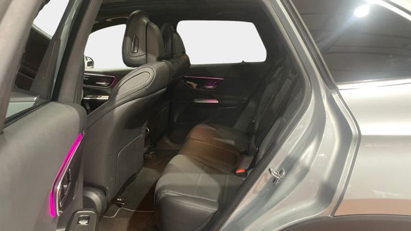 2026-Mercedes-Benz-GLC-200-4Matic-AMG image:17