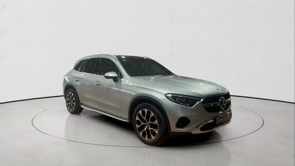 2026-Mercedes-Benz-GLC-200-4Matic-AMG image:1