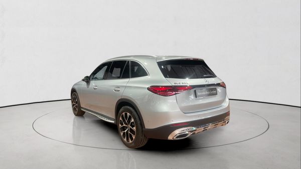2026-Mercedes-Benz-GLC-200-4Matic-AMG image:7