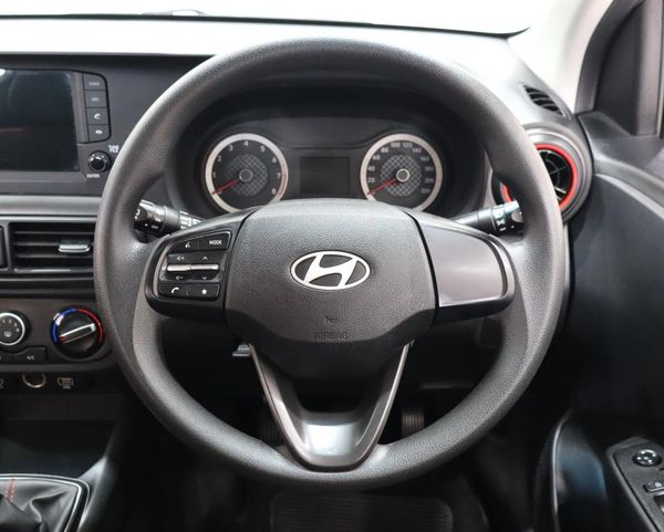 2024-Hyundai-Grand-i10-10-Motion image:13