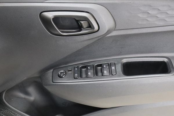 2024-Hyundai-Grand-i10-10-Motion image:14