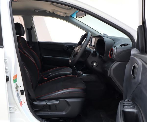 2024-Hyundai-Grand-i10-10-Motion image:17