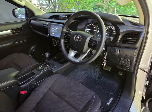 2025-Toyota-Hilux-24-GD-6-Raised-Body-Raider-Auto-Double-Cab image:7