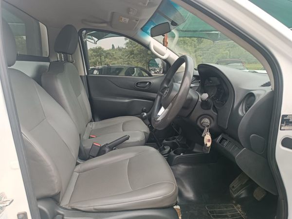 2023-Nissan-Navara-25-DDTi-LE-Single-Cab image:9