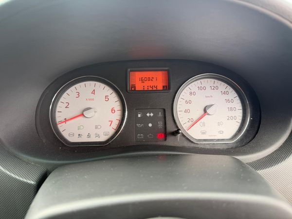 2022-Nissan-NP200-16-AC-Safety-Pack image:13