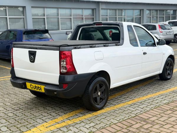 2022-Nissan-NP200-16-AC-Safety-Pack image:8