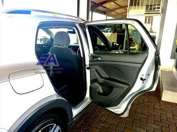 2019-Volkswagen-T-Cross-10-TSI-Highline-Auto image:13