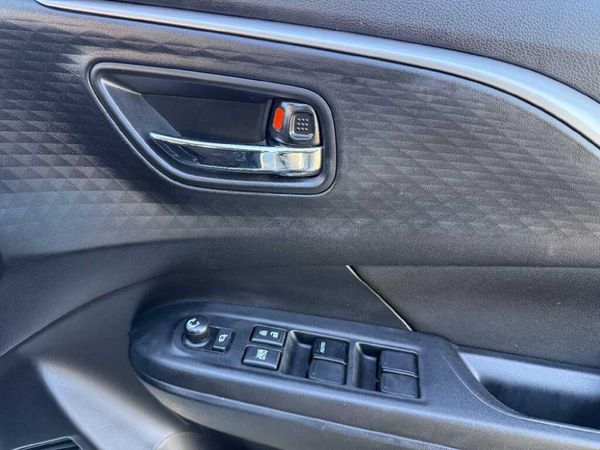 2025-Suzuki-Swift-12-GL-Auto image:11