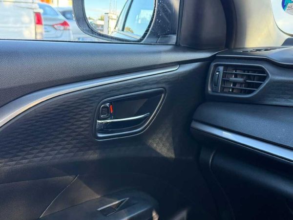 2025-Suzuki-Swift-12-GL-Auto image:12