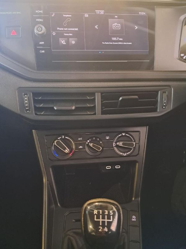 2024-Volkswagen-Polo-10-TSI image:13