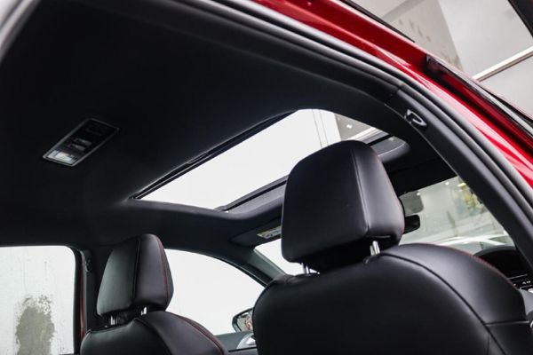 2026-Volkswagen-Polo-20-GTI-Auto-147kW image:9