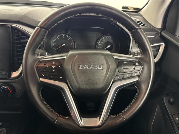 2023-Isuzu-D-Max-19-DDI-HR-LS-Double-Cab image:9