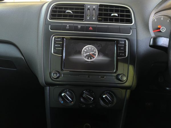 2019-Volkswagen-Polo-Vivo-16-Highline-5-dr image:15