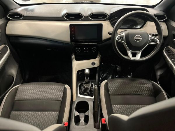 2024-Nissan-Magnite-10T-Acenta-Auto image:9