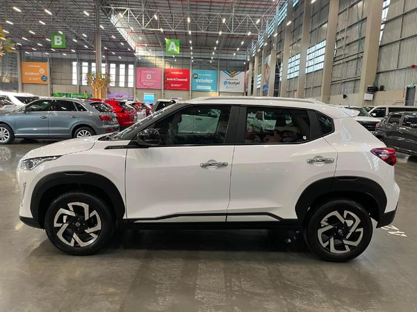 2024-Nissan-Magnite-10T-Acenta-Auto image:5