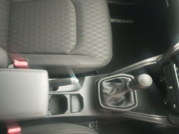 2026-Toyota-Urban-Cruiser-15-XR image:9