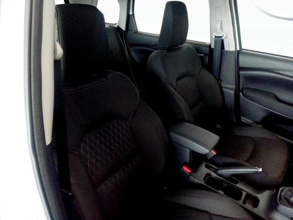 2026-Toyota-Urban-Cruiser-15-XR image:17