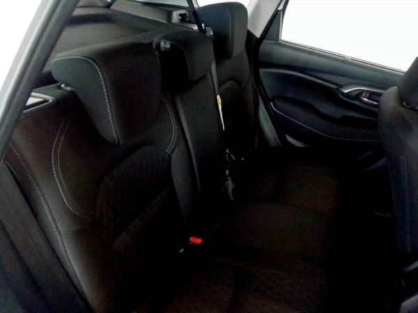 2026-Toyota-Urban-Cruiser-15-XR image:18