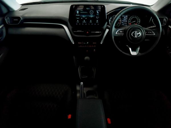 2026-Toyota-Urban-Cruiser-15-XR image:5