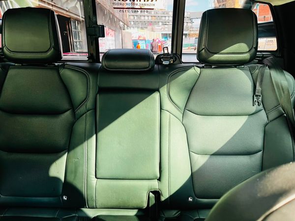 2023-Isuzu-D-Max-19-DDI-HR-X-Rider-Auto-Double-Cab image:14