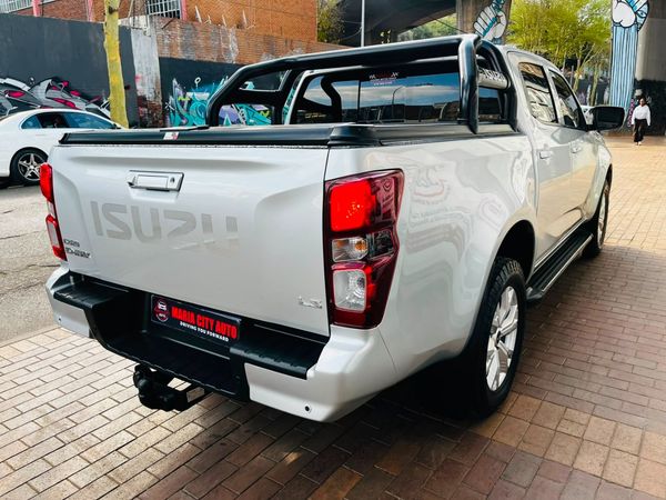 2023-Isuzu-D-Max-19-DDI-HR-X-Rider-Auto-Double-Cab image:3