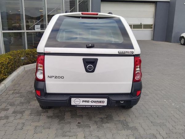 2023-Nissan-NP200-16-AC-Safety-Pack image:2