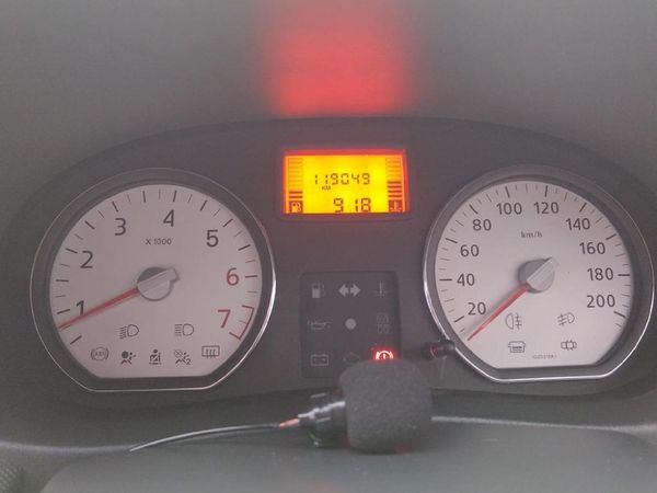 2023-Nissan-NP200-16-AC-Safety-Pack image:8