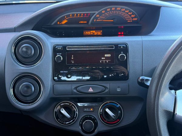 2018-Toyota-Etios-15-XS-5-dr image:9