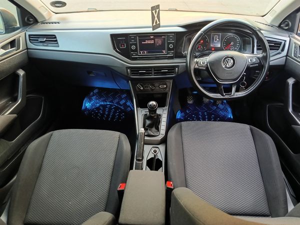 2020-Volkswagen-Polo-10-TSI-Trendline image:26