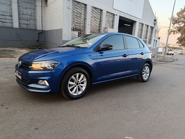 2020-Volkswagen-Polo-10-TSI-Trendline image:4