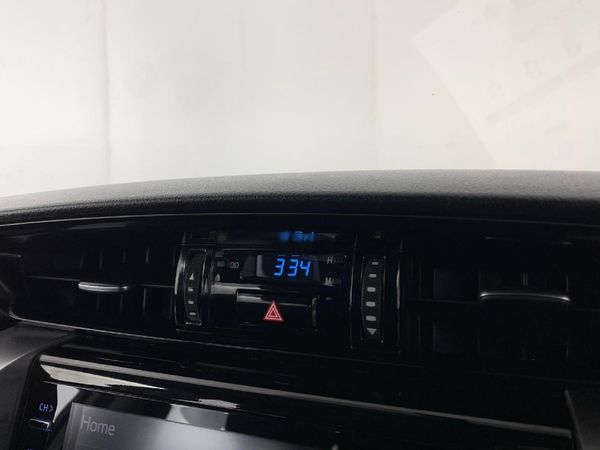 2022-Toyota-Fortuner-28-GD-6-Raised-Body-Auto image:7