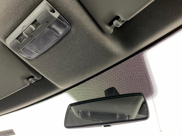 2022-Volkswagen-Polo-Vivo-16-Comfortline-Auto-5-dr image:14