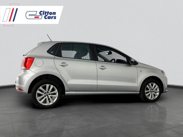2022-Volkswagen-Polo-Vivo-16-Comfortline-Auto-5-dr image:7